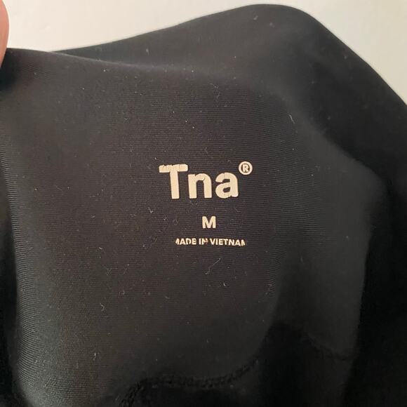 TNA Women's size Medium Black Leggings High Rise Tights Active Workout Gym - Picture 2 of 9